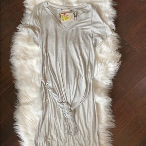 Hi-Lo Top• Large•NWT